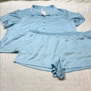 Light Blue Crinkle Loungewear Set | Button-Down Short Sleeve Top & Shorts 3X NWT